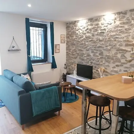 Charmant Appartement De Village Pennautier Exterior photo